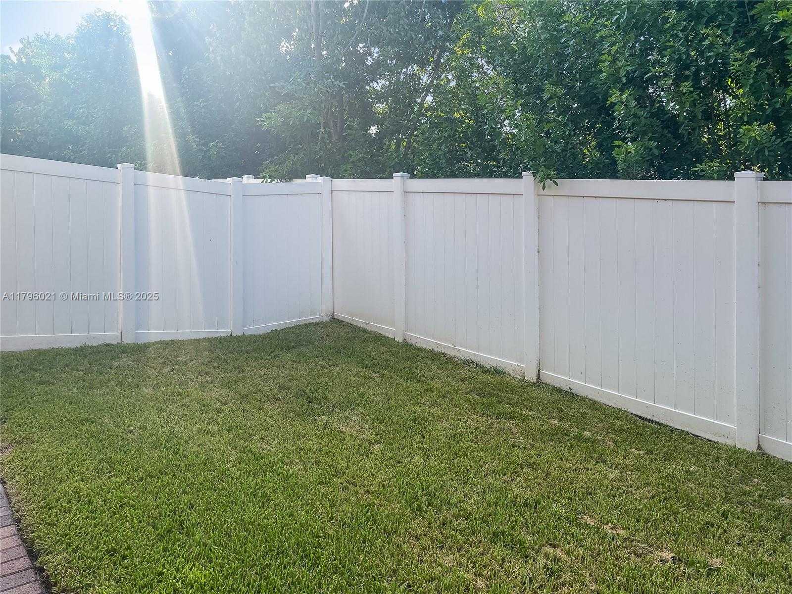 Small Image of 4723 NORTH WEST 59TH ST, Tamarac Number 34