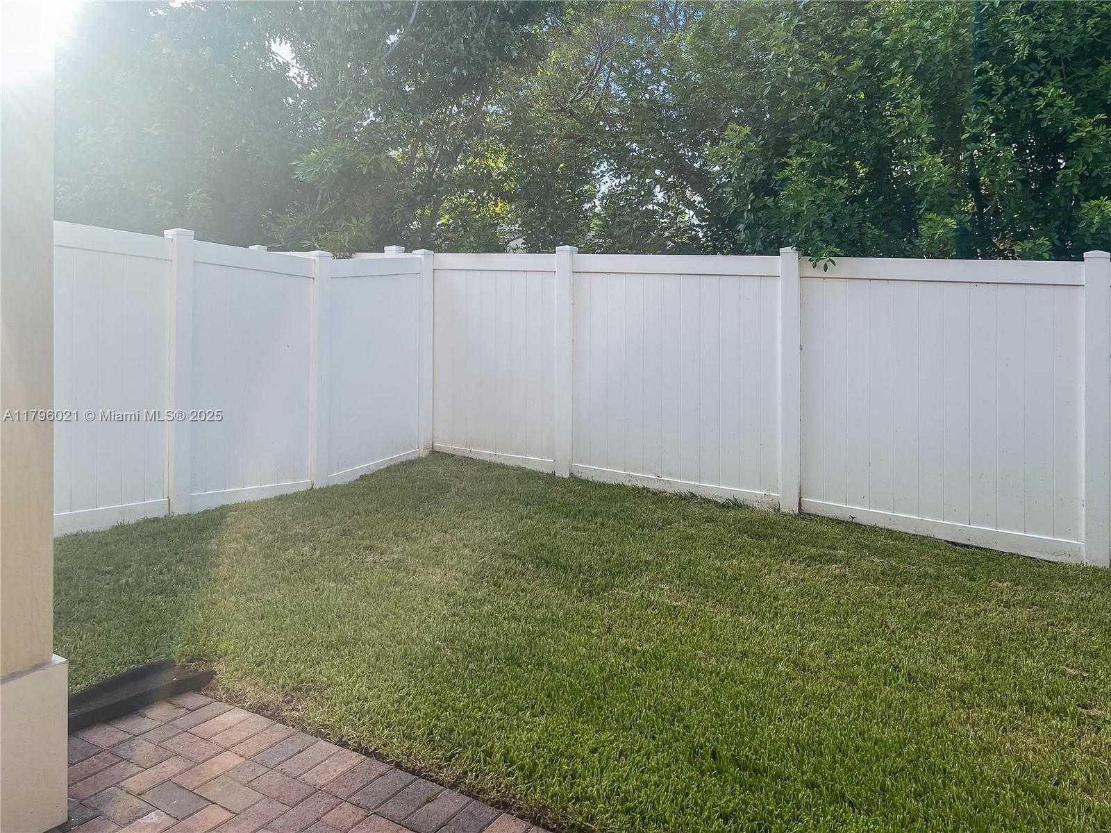 Small Image of 4723 NORTH WEST 59TH ST, Tamarac Number 35