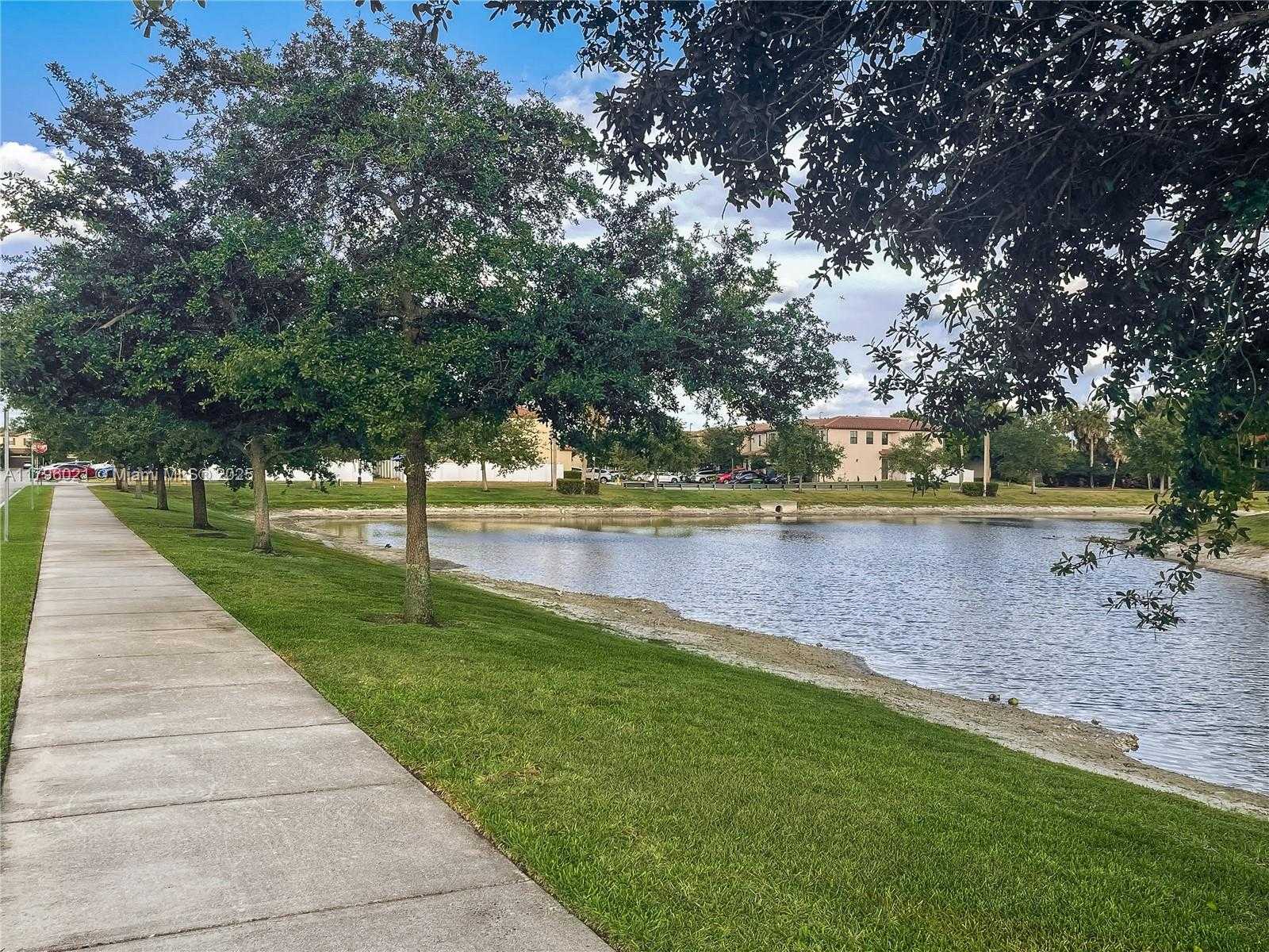 Small Image of 4723 NORTH WEST 59TH ST, Tamarac Number 39