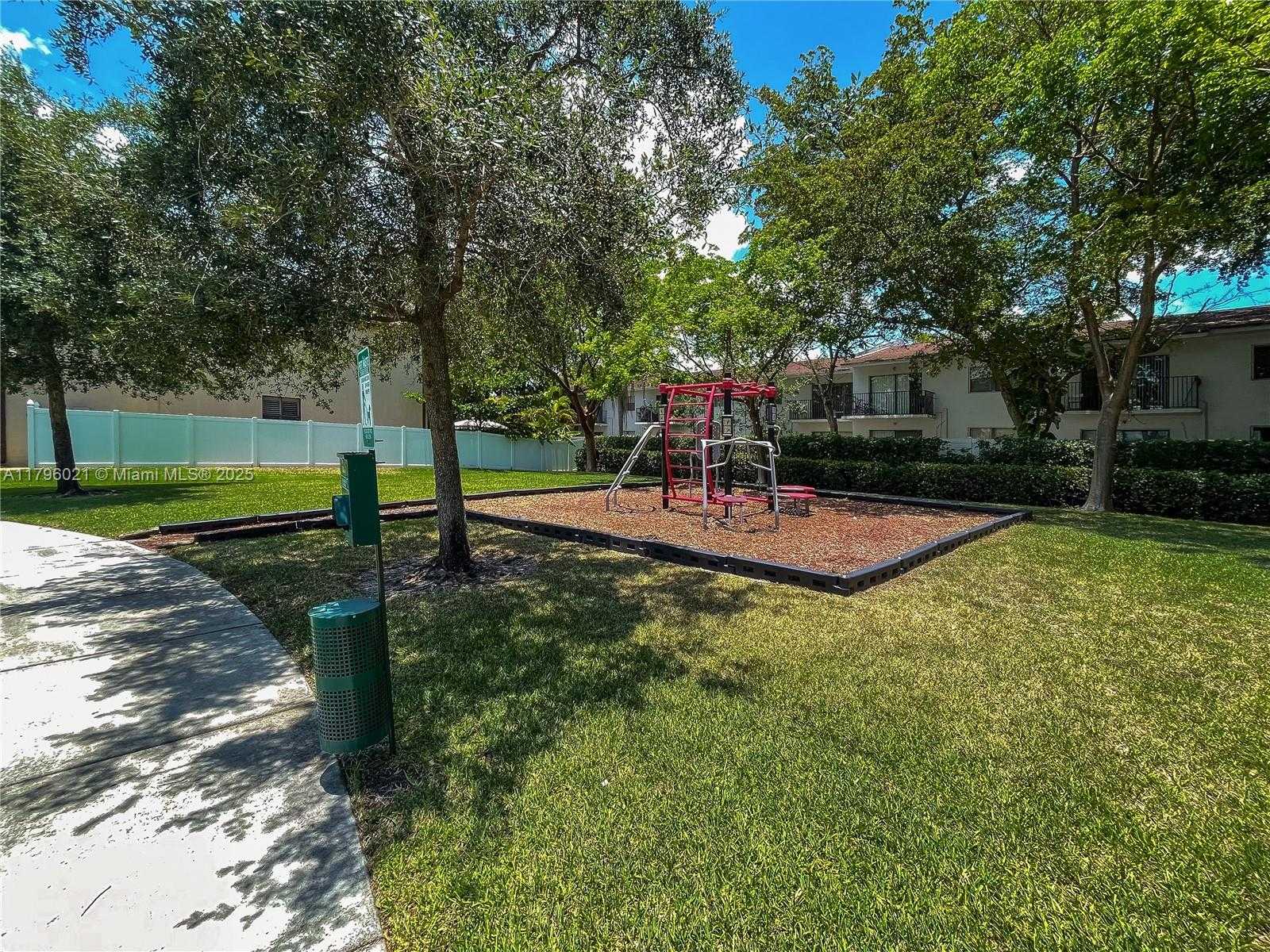 Small Image of 4723 NORTH WEST 59TH ST, Tamarac Number 40
