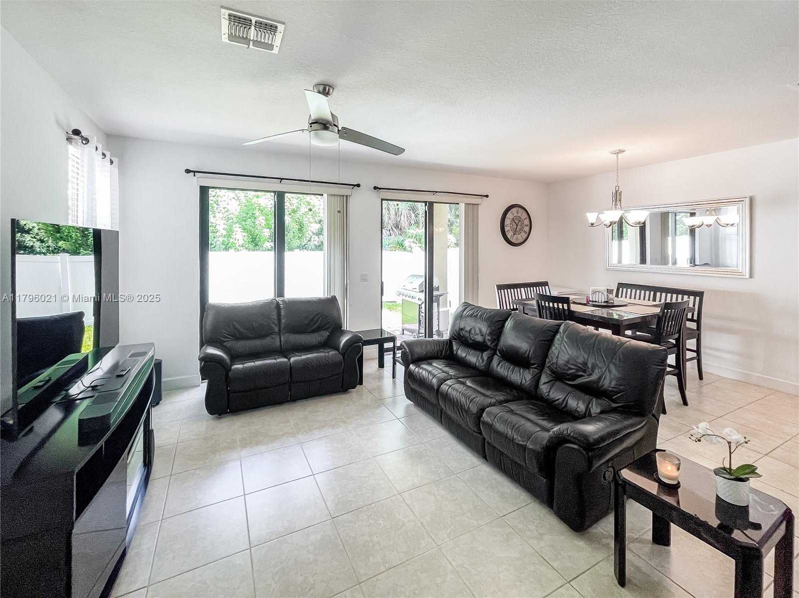 Small Image of 4723 NORTH WEST 59TH ST, Tamarac Number 5