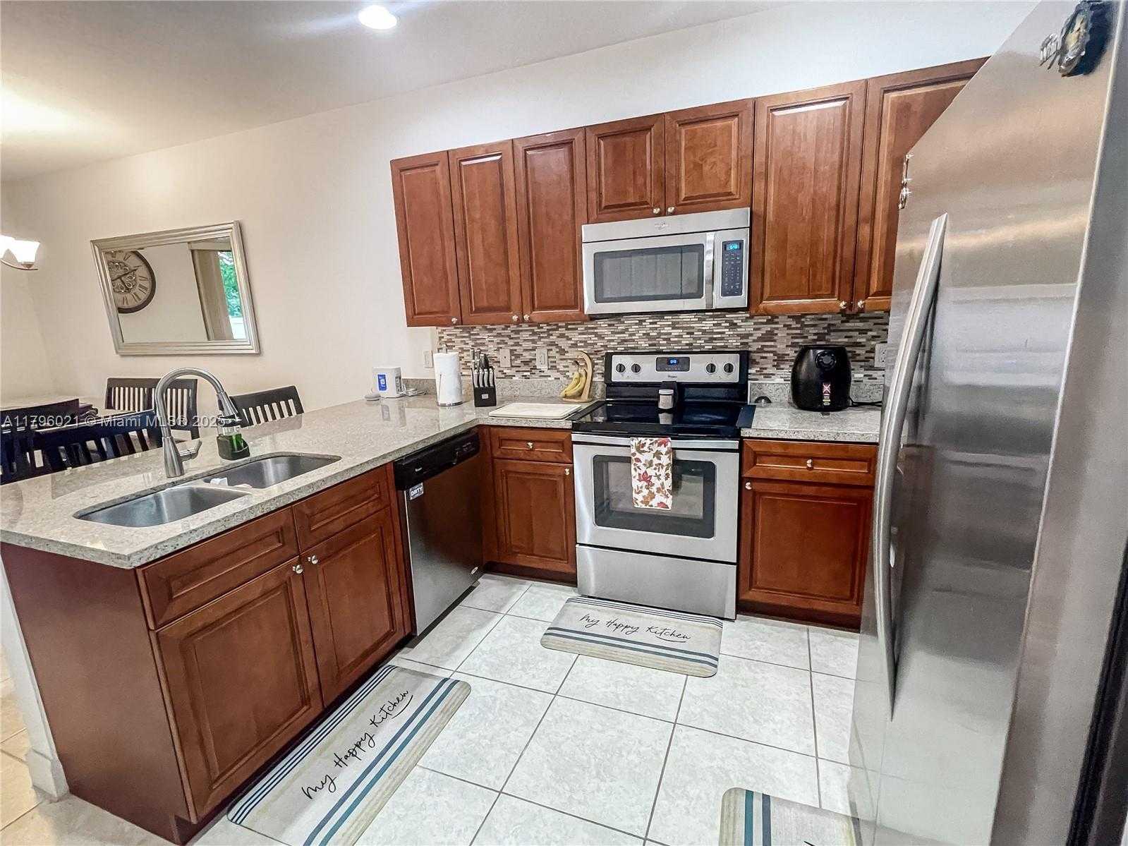 Small Image of 4723 NORTH WEST 59TH ST, Tamarac Number 7
