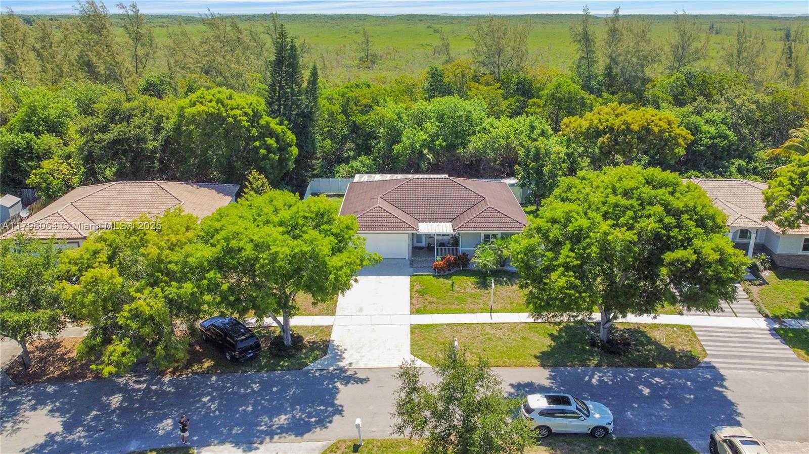 Small Image of 20121 SOUTH WEST 79TH AVE, Cutler Bay Number 19