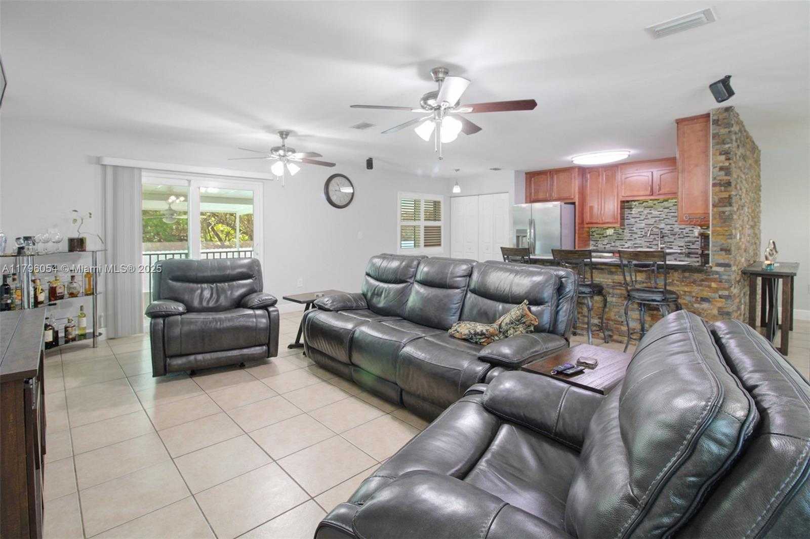 Small Image of 20121 SOUTH WEST 79TH AVE, Cutler Bay Number 32