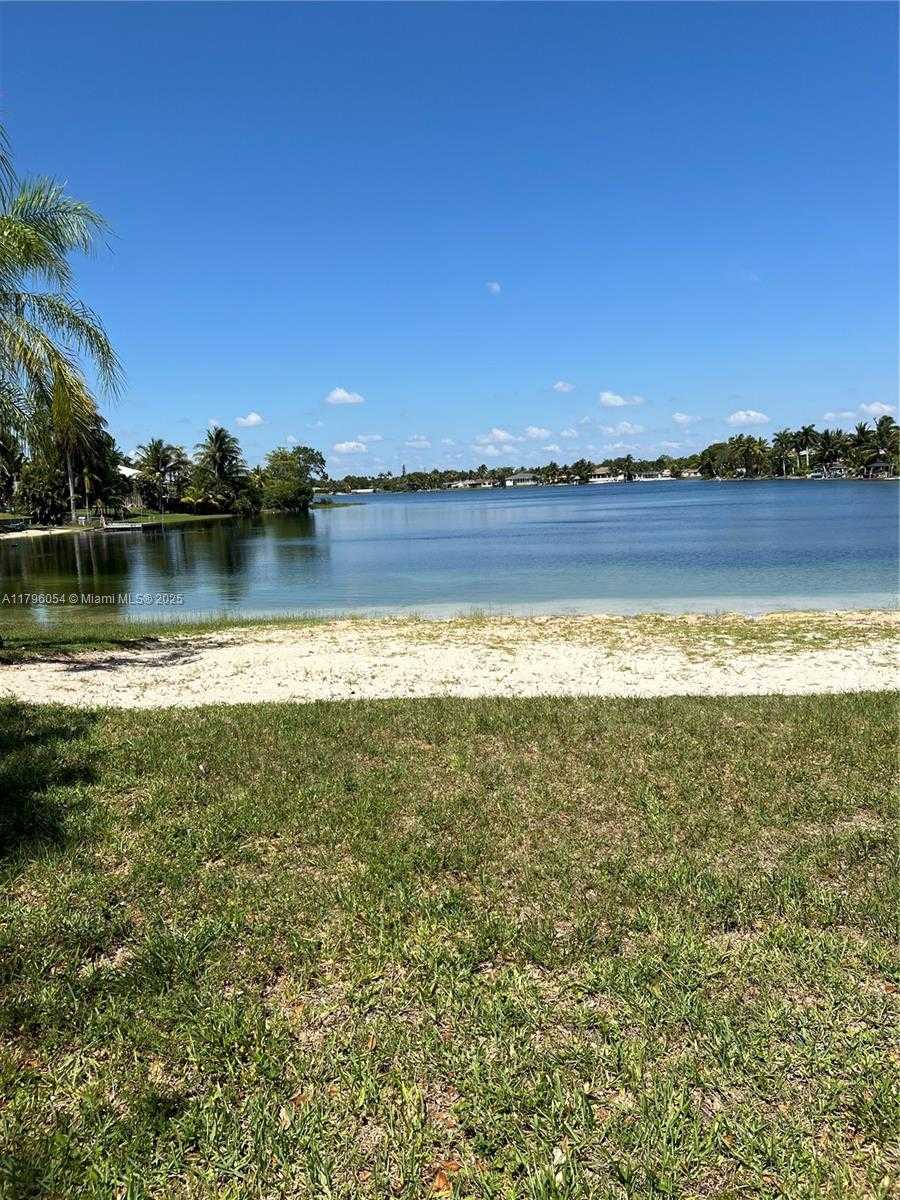 Small Image of 20121 SOUTH WEST 79TH AVE, Cutler Bay Number 46