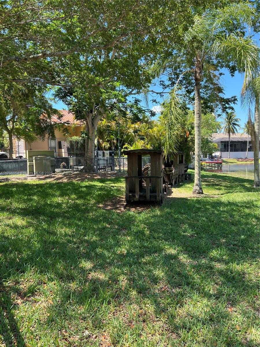 Small Image of 20121 SOUTH WEST 79TH AVE, Cutler Bay Number 48