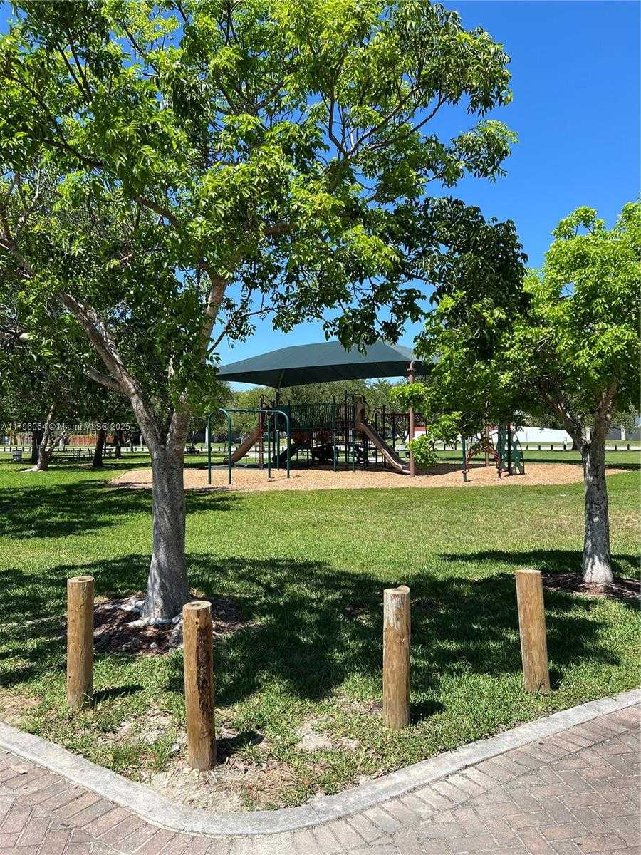 Small Image of 20121 SOUTH WEST 79TH AVE, Cutler Bay Number 49