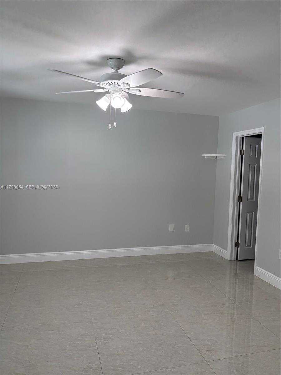 Small Image of 20121 SOUTH WEST 79TH AVE, Cutler Bay Number 63