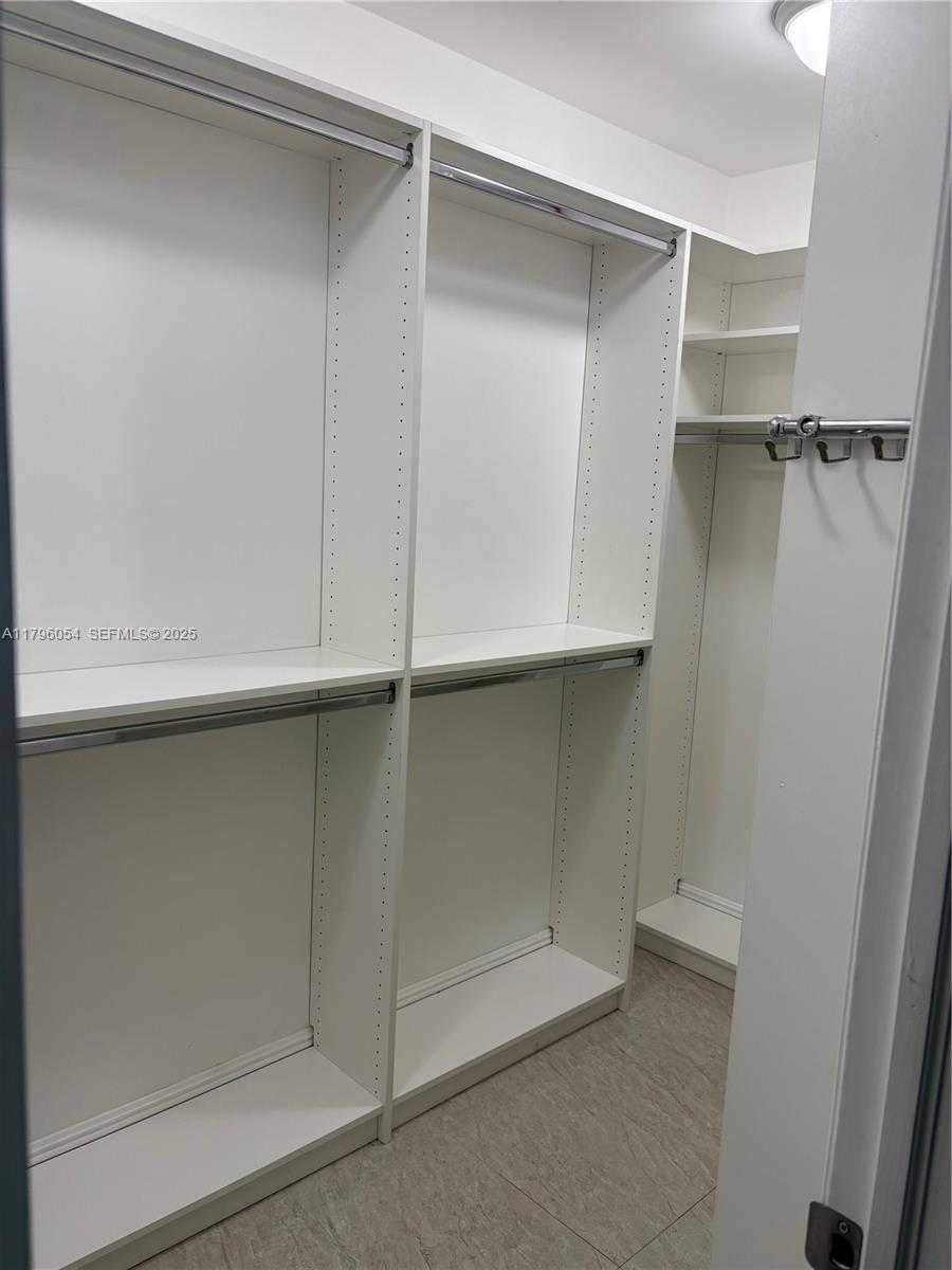 Small Image of 20121 SOUTH WEST 79TH AVE, Cutler Bay Number 64