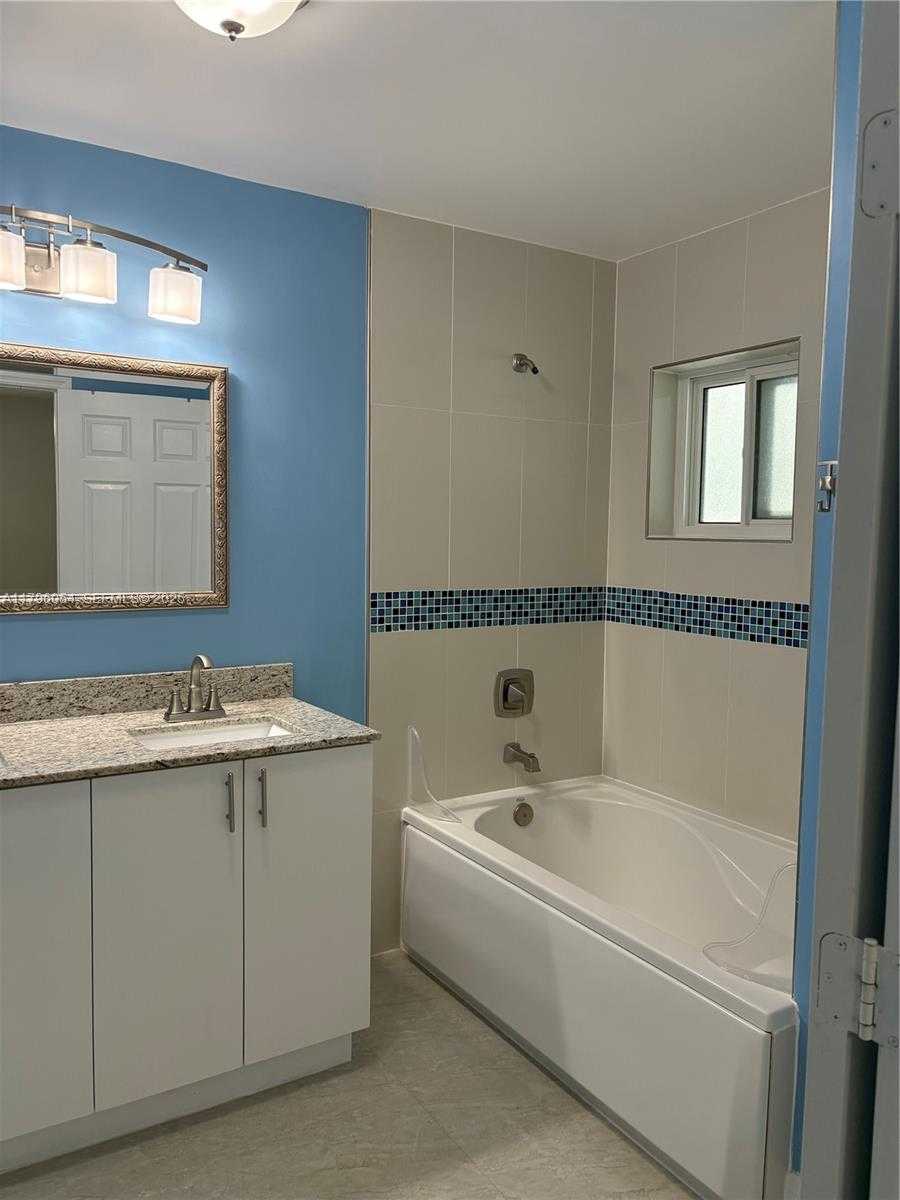 Small Image of 20121 SOUTH WEST 79TH AVE, Cutler Bay Number 66