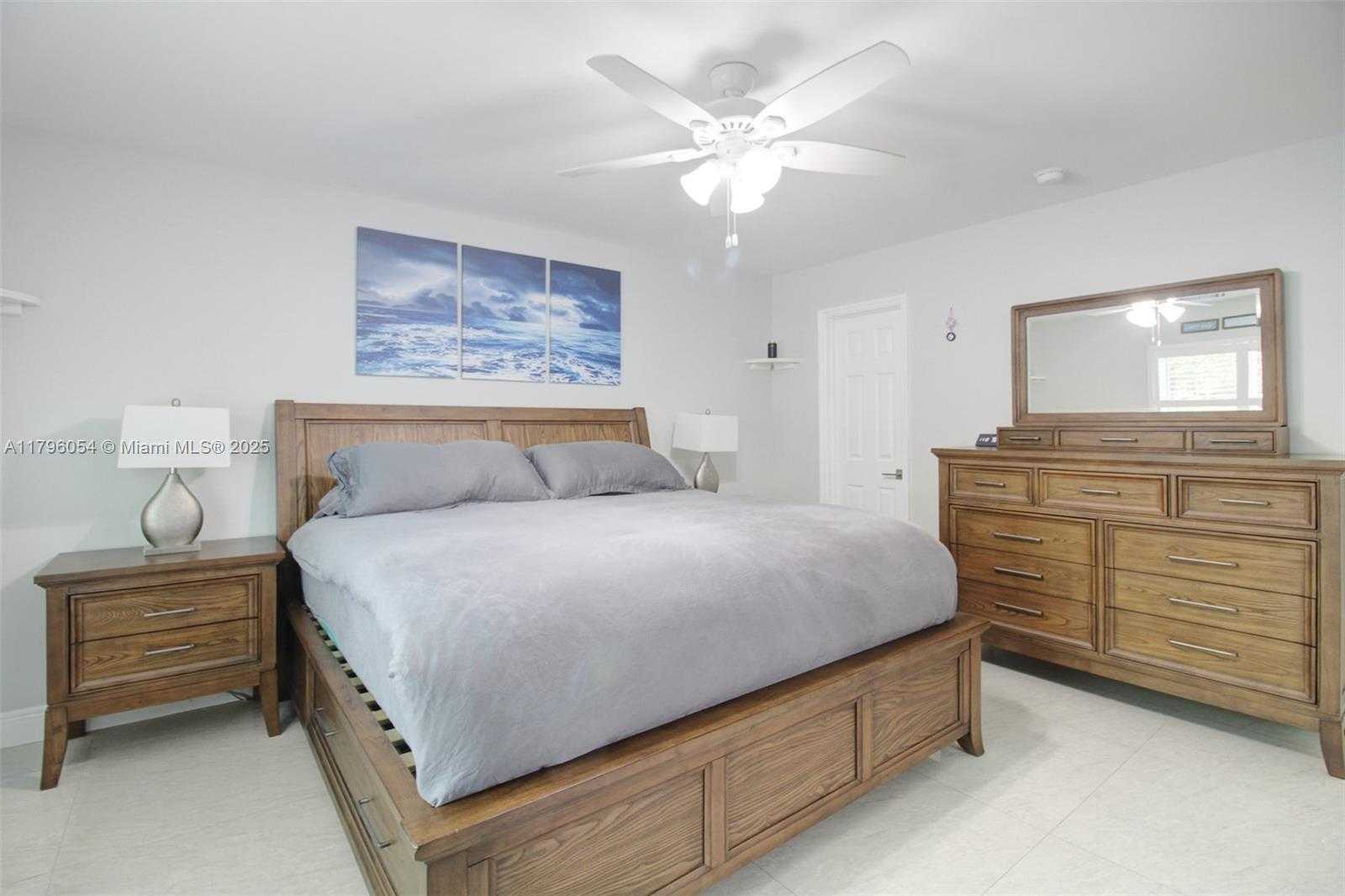 Small Image of 20121 SOUTH WEST 79TH AVE, Cutler Bay Number 9