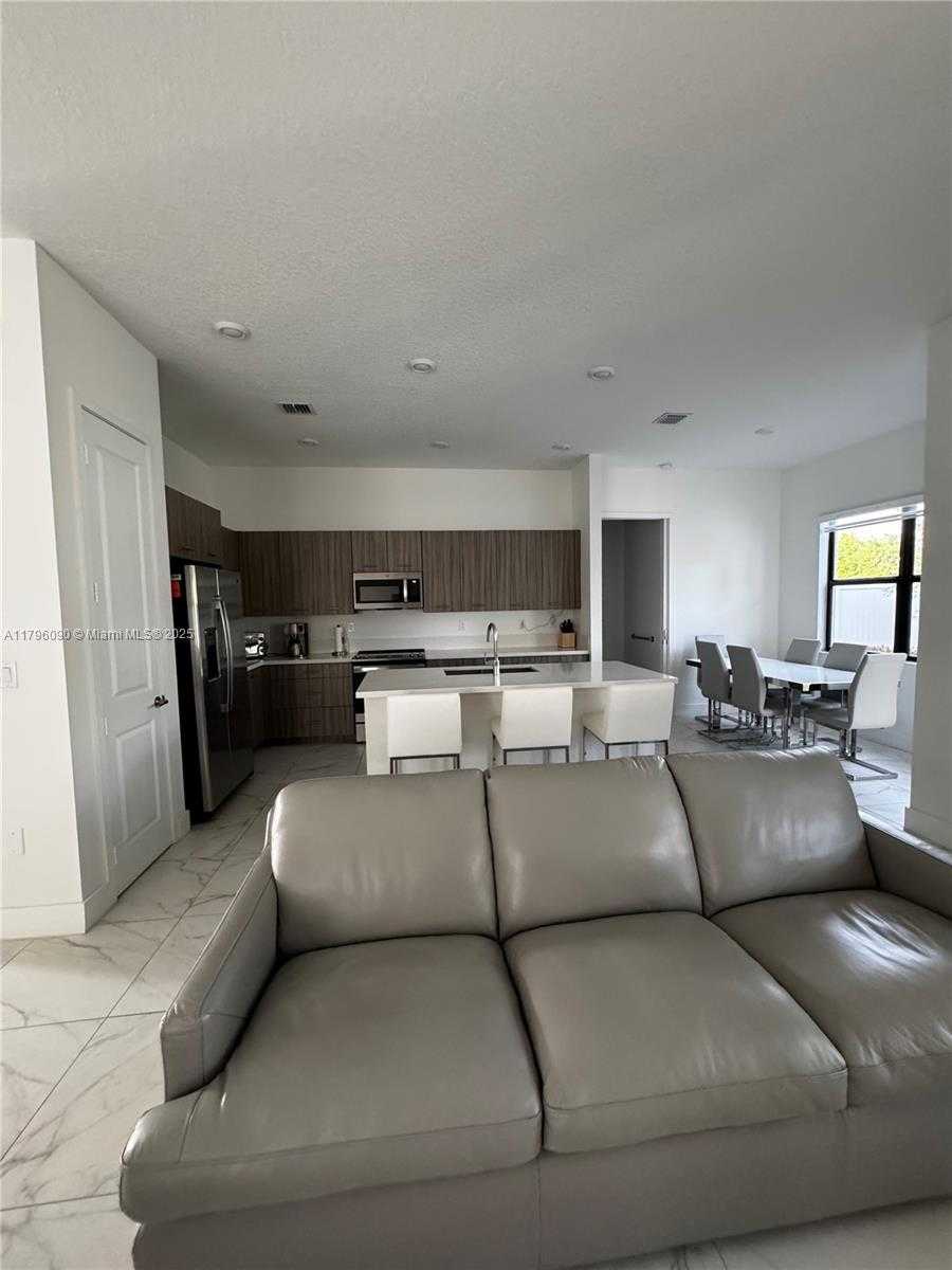 Small Image of 4409 SOUTH WEST 173RD AVE, Miramar Number 10