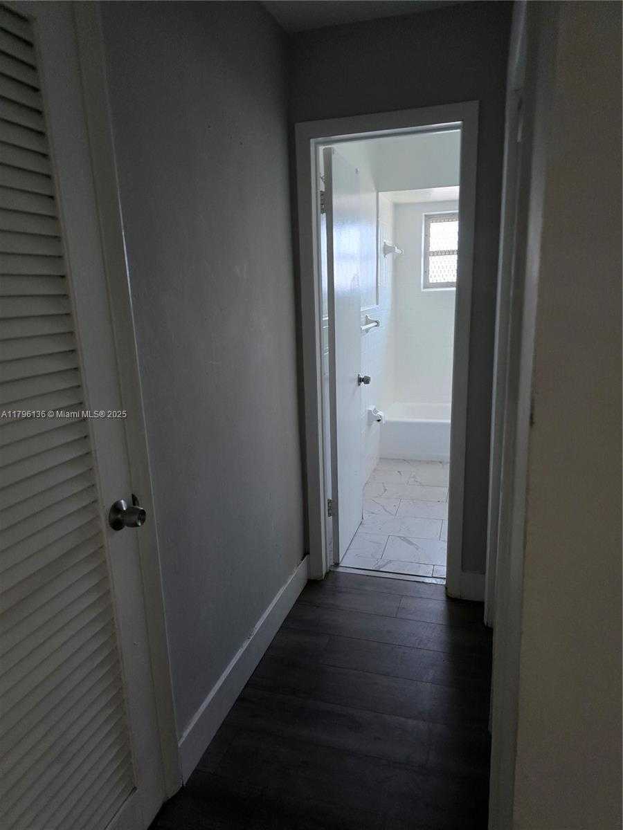 Small Image of 3711 VAN BUREN ST, Hollywood Number 8