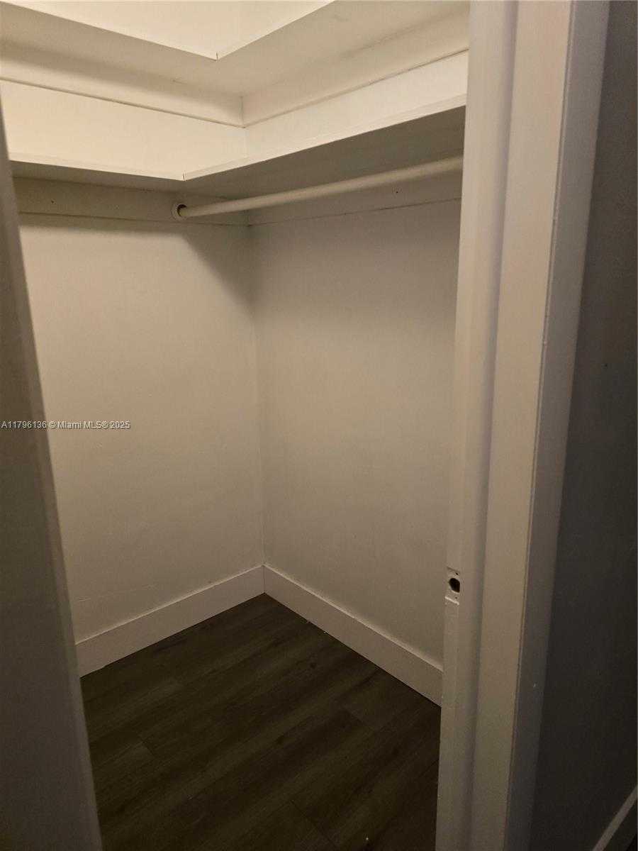 Small Image of 3711 VAN BUREN ST, Hollywood Number 9