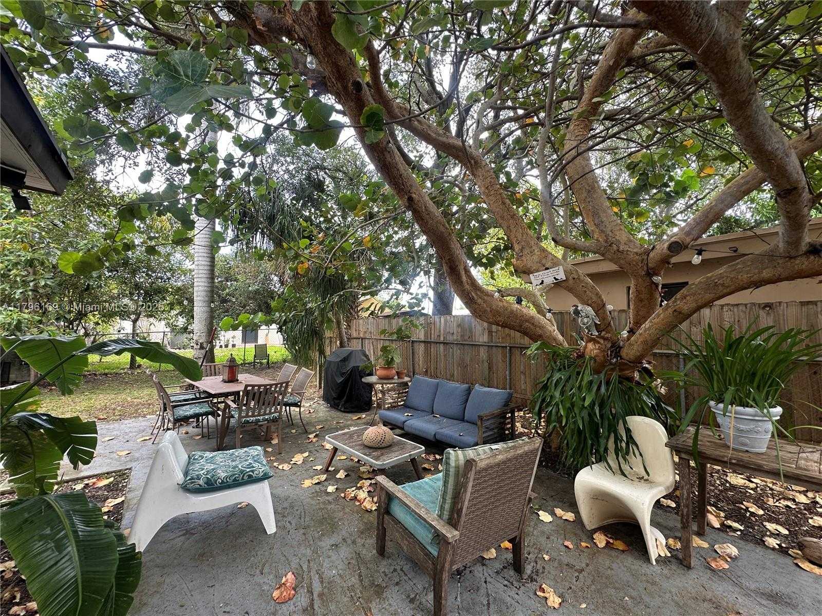 Small Image of 722 SOUTH WEST 10TH ST, Hallandale Beach Number 23