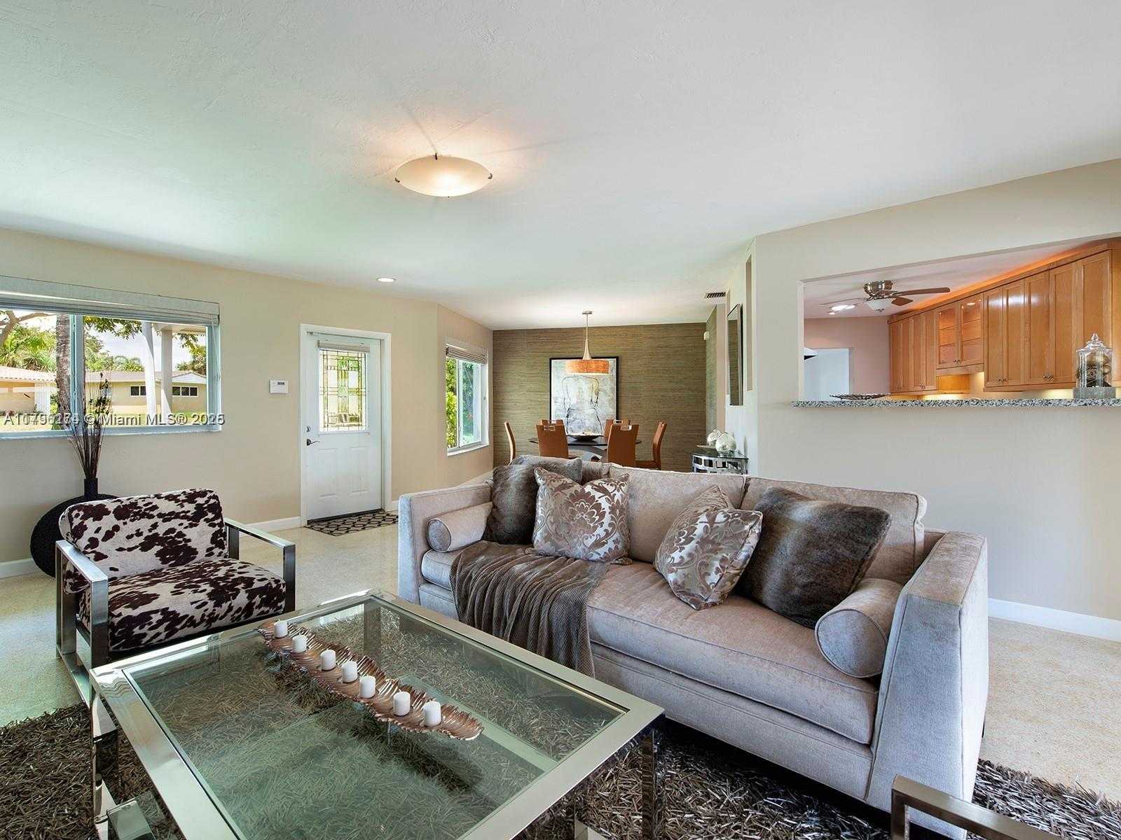 Small Image of 10643 NORTH EAST 10TH PL, Miami Shores Number 7