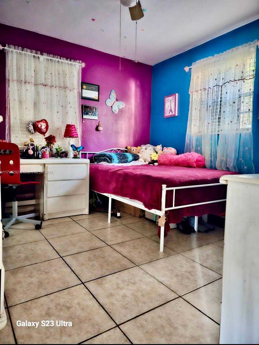 Small Image of 5706 SIMMS ST, Hollywood Number 14