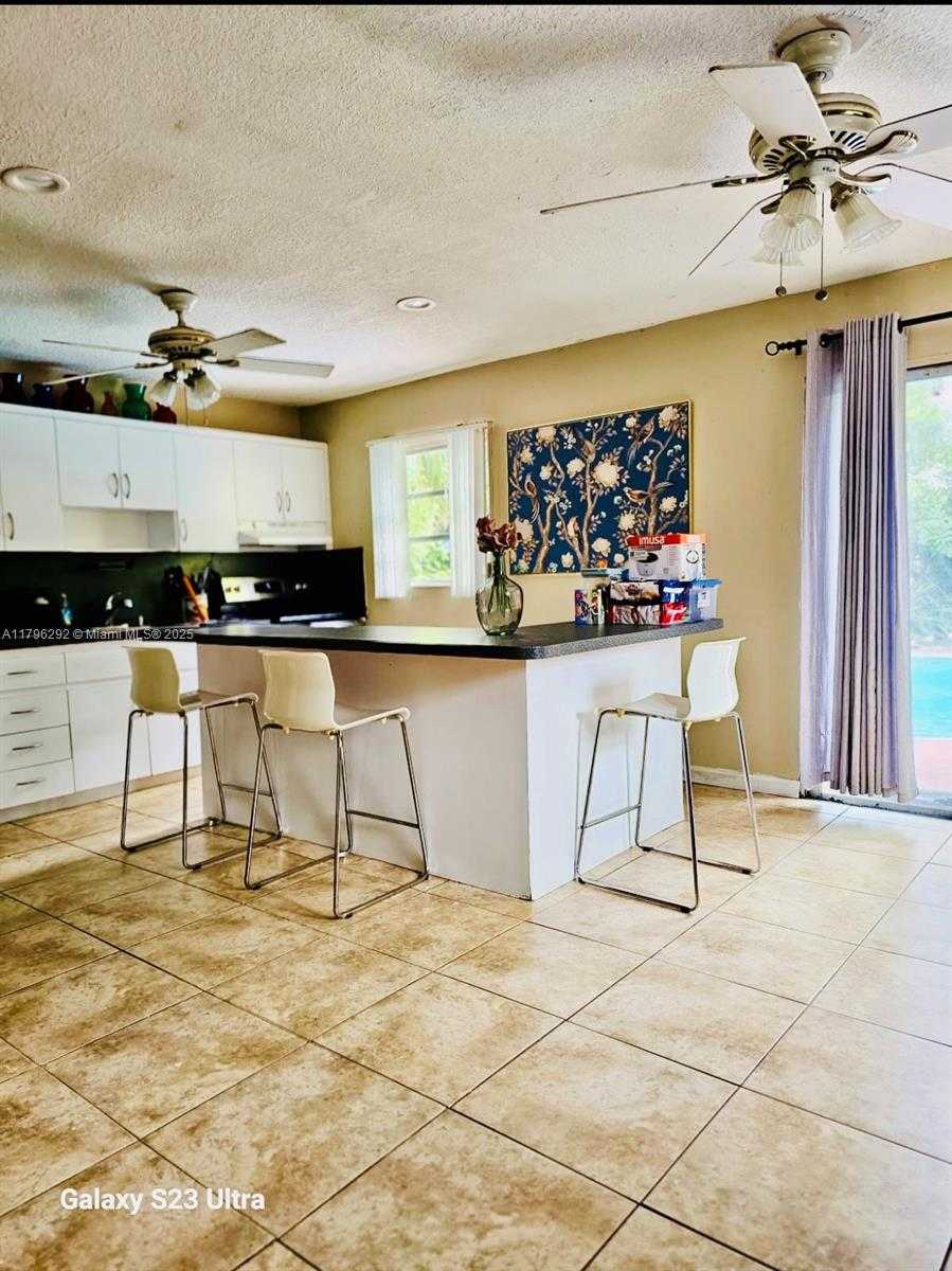 Small Image of 5706 SIMMS ST, Hollywood Number 19