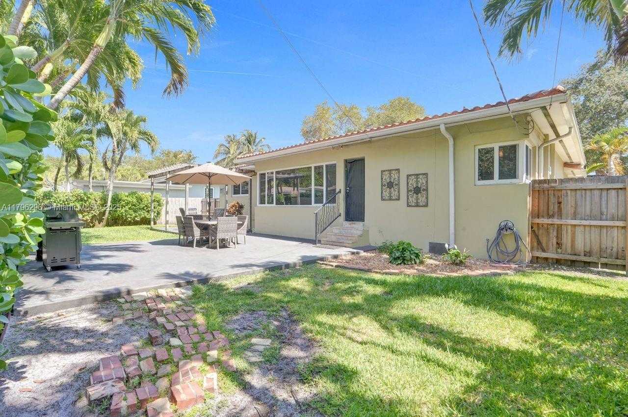 Small Image of 825 NORTH EAST 98TH ST, Miami Shores Number 26