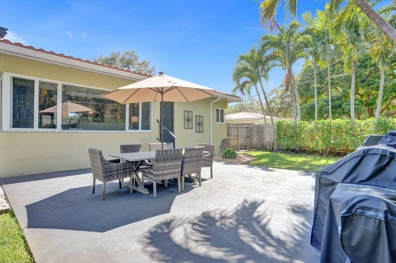 Small Image of 825 NORTH EAST 98TH ST, Miami Shores Number 28