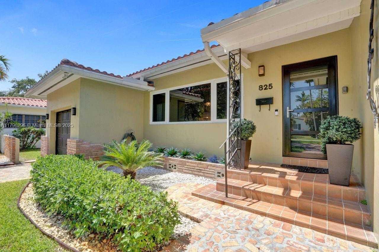 Small Image of 825 NORTH EAST 98TH ST, Miami Shores Number 3