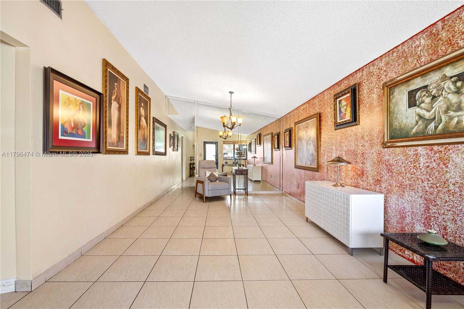 Small Image of 2462 WEST 65TH ST, Hialeah Number 6