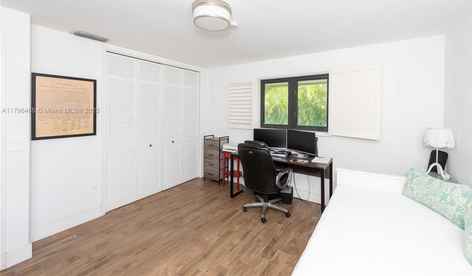 Small Image of 12300 SOUTH WEST 67TH AVE, Pinecrest Number 28