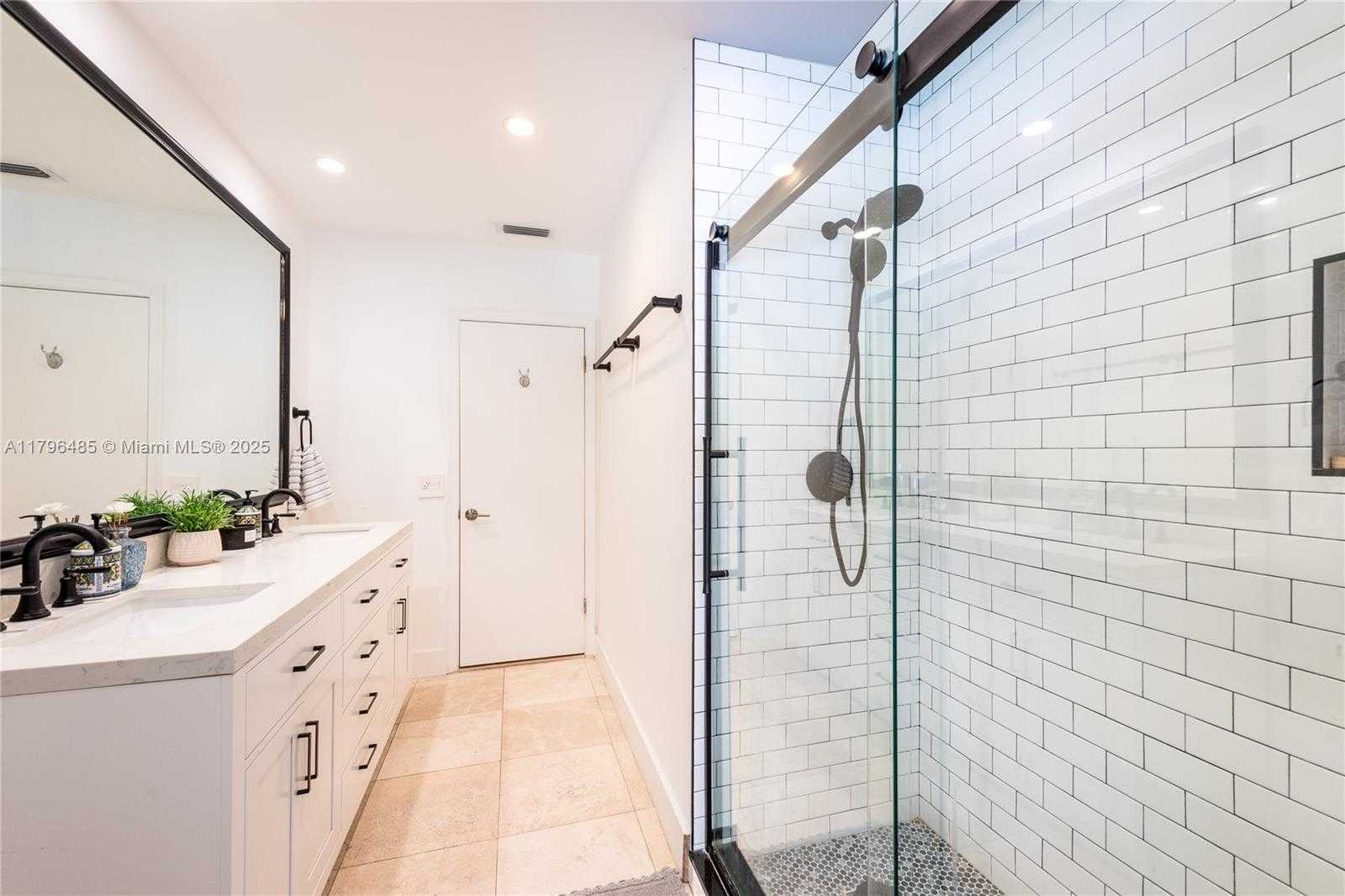 Small Image of 12300 SOUTH WEST 67TH AVE, Pinecrest Number 30
