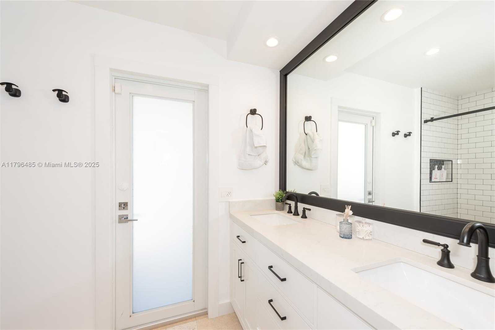 Small Image of 12300 SOUTH WEST 67TH AVE, Pinecrest Number 36