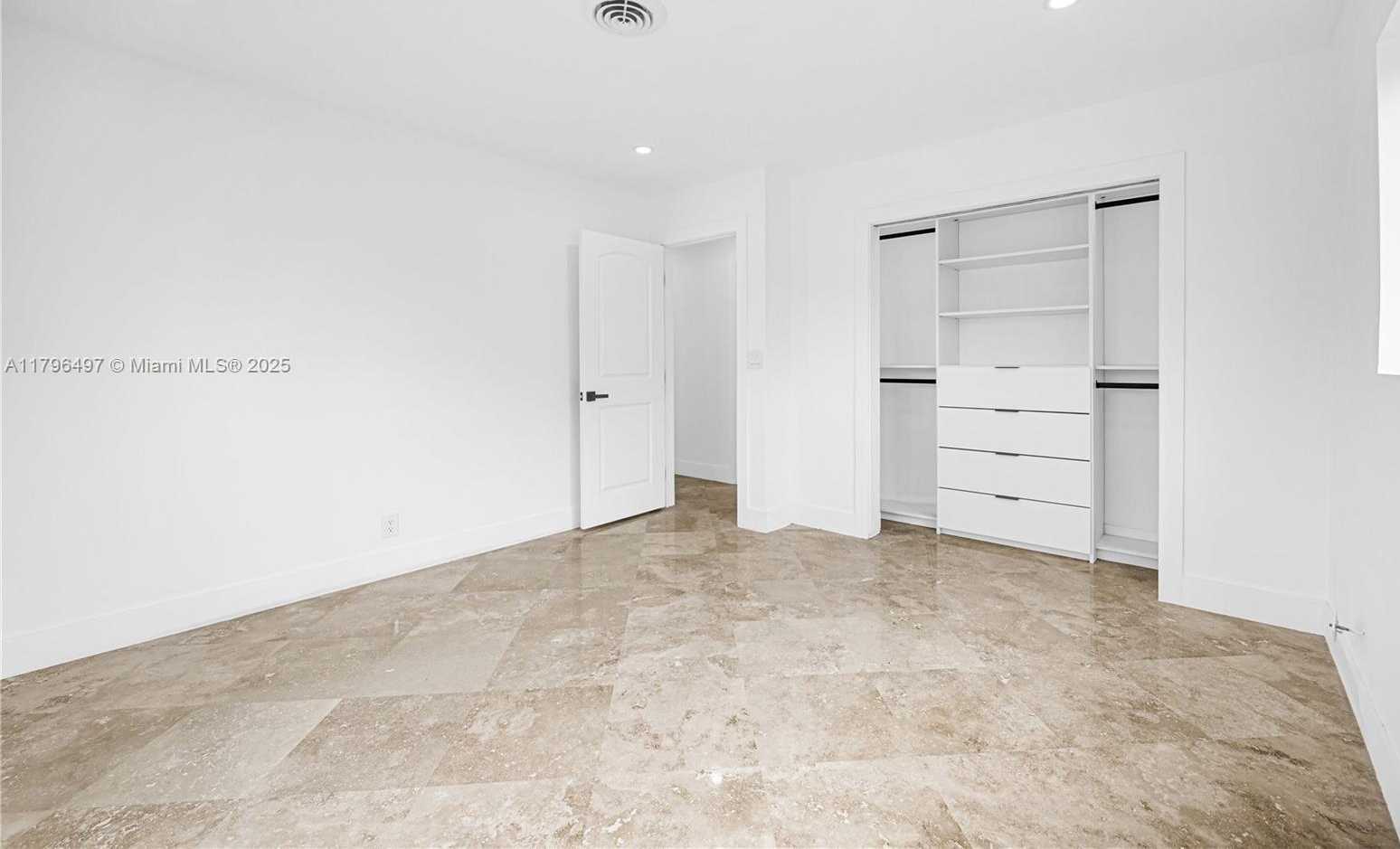 Small Image of 5510 NORTH EAST 18TH AVE, Fort Lauderdale Number 31