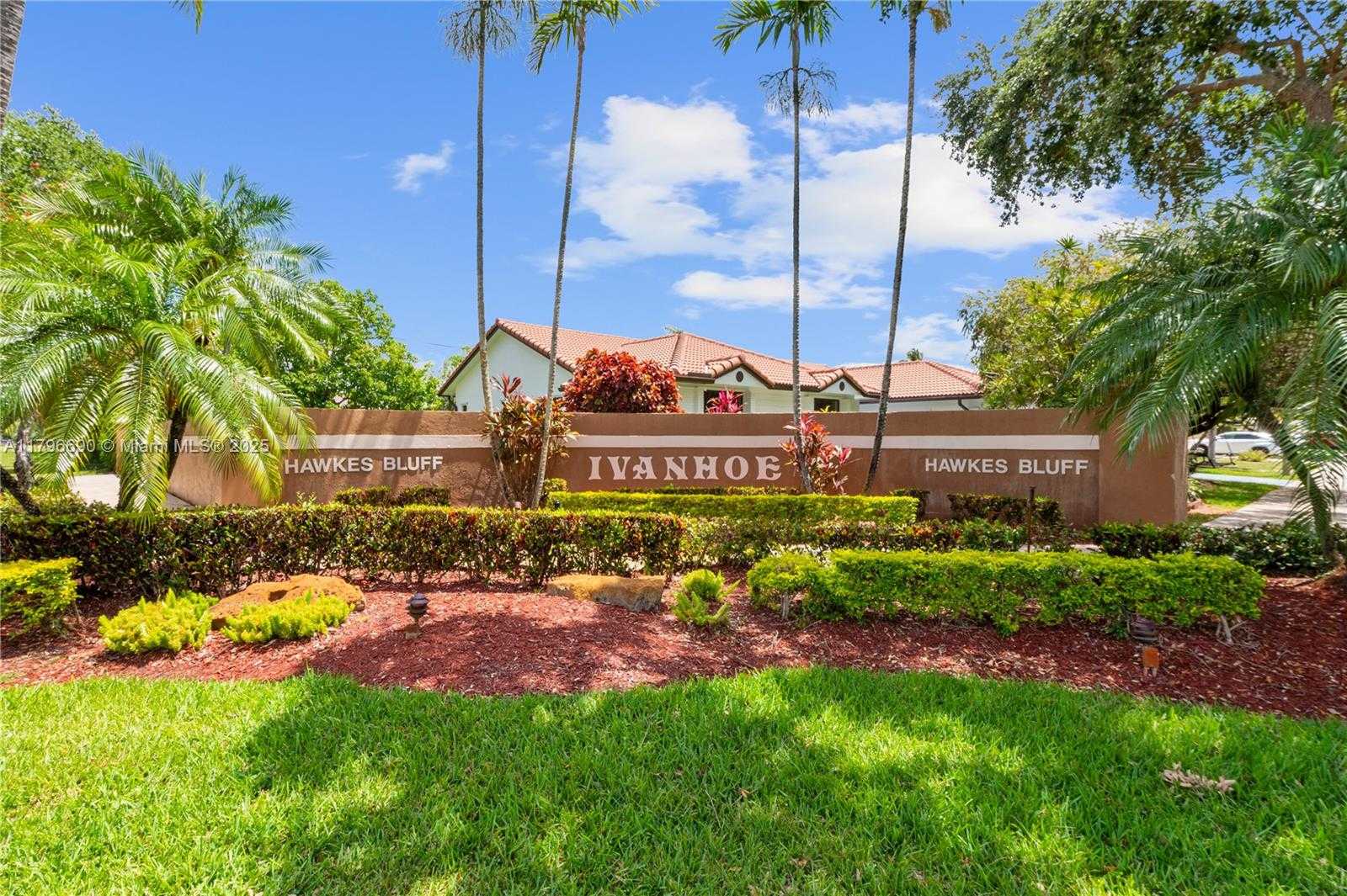 Small Image of 15941 COBBLESTONE CT, Davie Number 36