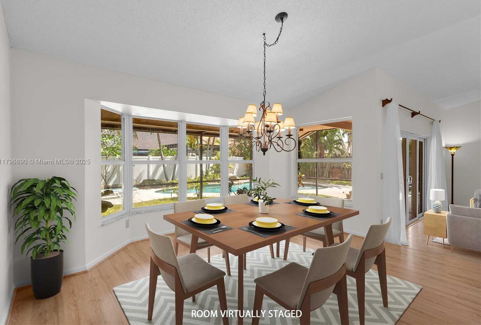 Small Image of 15941 COBBLESTONE CT, Davie Number 6