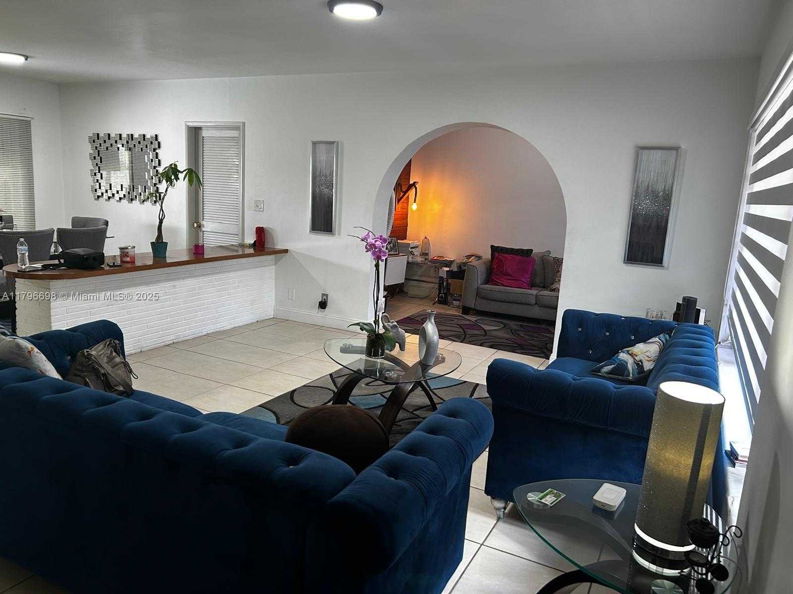 Small Image of 5718 MONROE ST, Hollywood Number 24