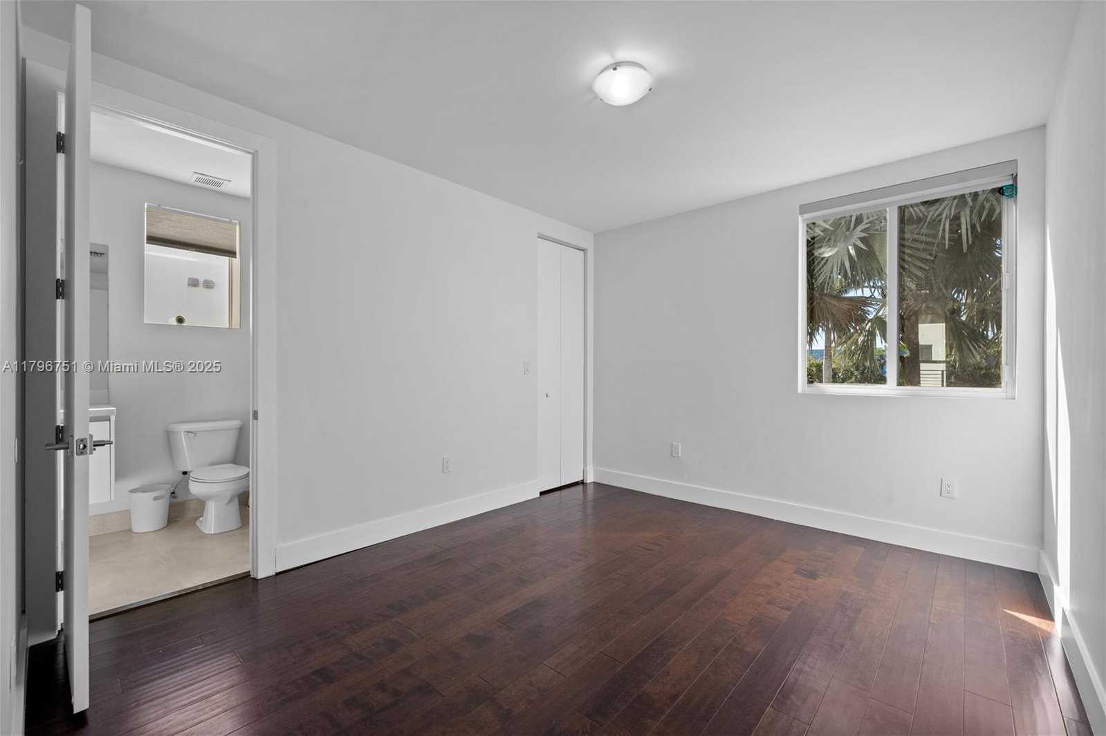 Small Image of 9830 NORTH WEST 74TH TER, Doral Number 36