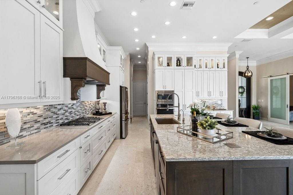Small Image of 5049 SORRENTO CT, Cape Coral Number 15