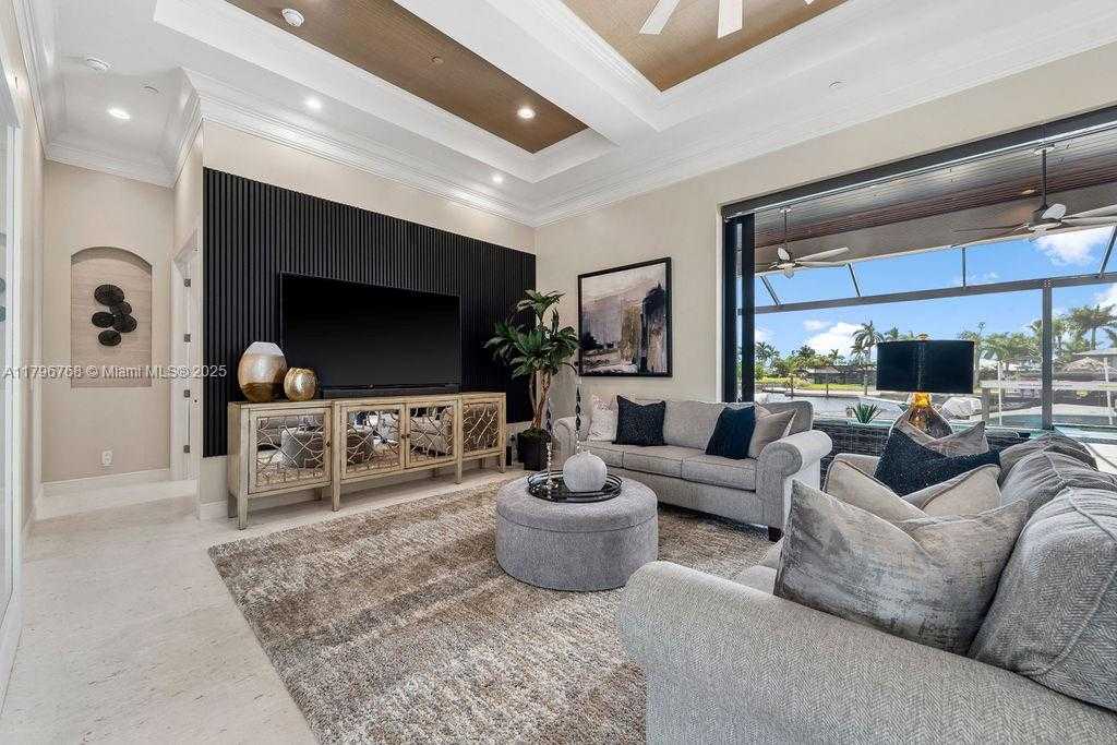 Small Image of 5049 SORRENTO CT, Cape Coral Number 19