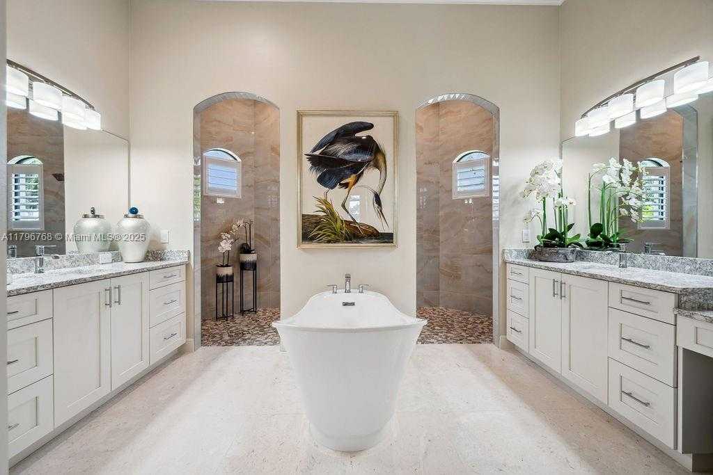 Small Image of 5049 SORRENTO CT, Cape Coral Number 22