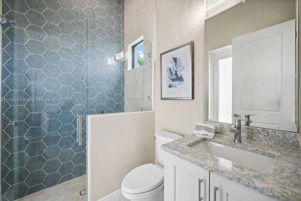 Small Image of 5049 SORRENTO CT, Cape Coral Number 25