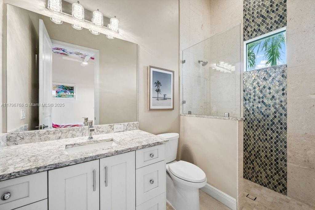 Small Image of 5049 SORRENTO CT, Cape Coral Number 27