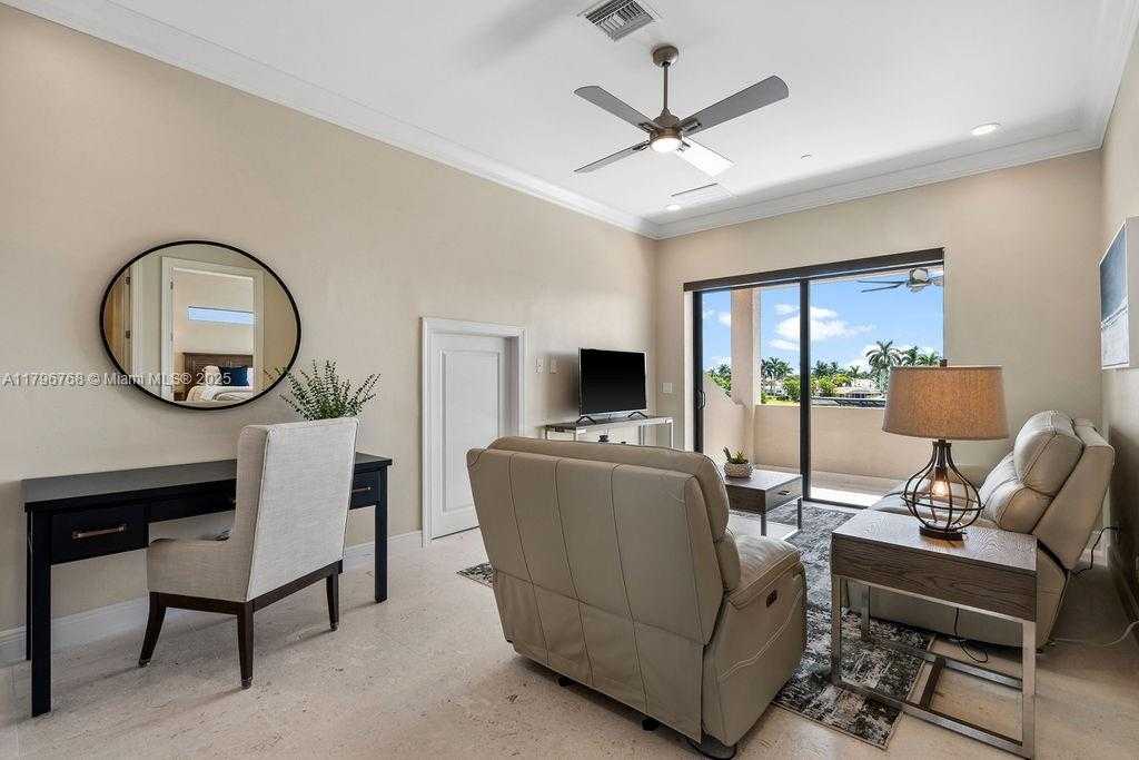 Small Image of 5049 SORRENTO CT, Cape Coral Number 28