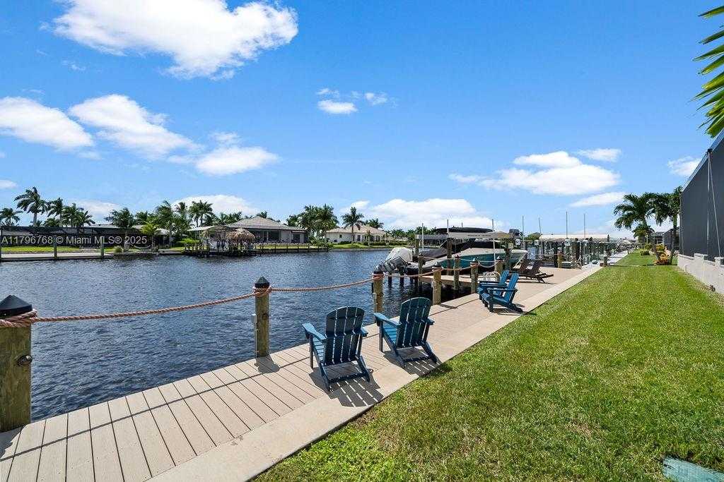 Small Image of 5049 SORRENTO CT, Cape Coral Number 37