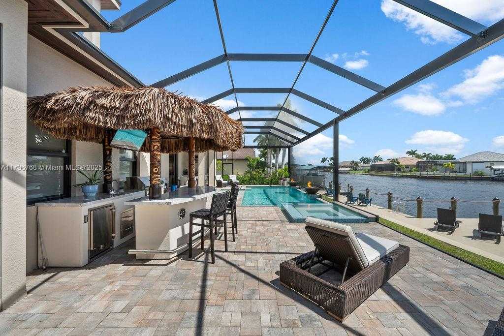 Small Image of 5049 SORRENTO CT, Cape Coral Number 7