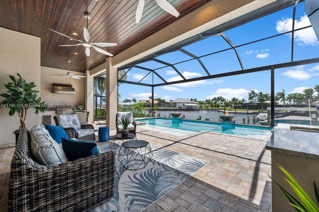 Small Image of 5049 SORRENTO CT, Cape Coral Number 8