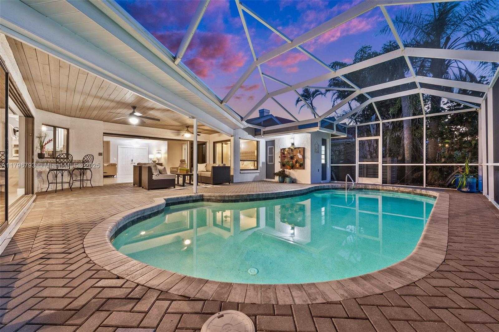 Small Image of 621 SW 49TH LN, Cape Coral Number 45