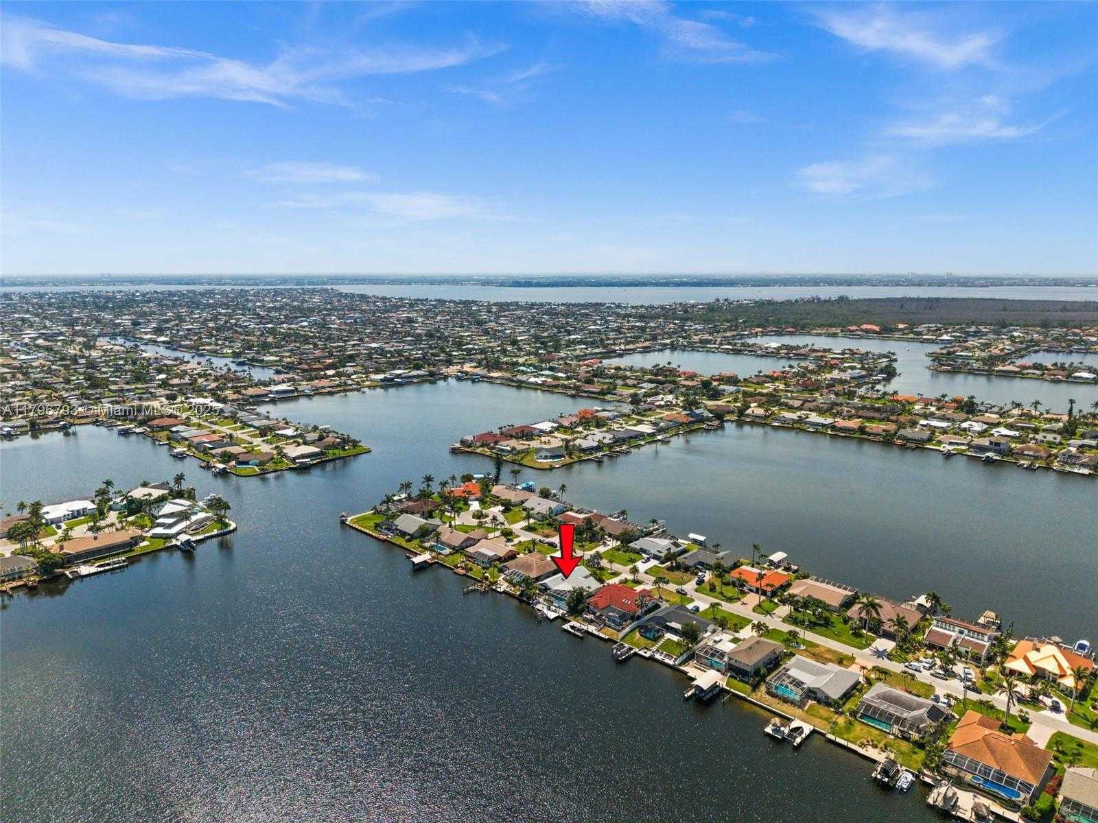 Small Image of 621 SW 49TH LN, Cape Coral Number 47