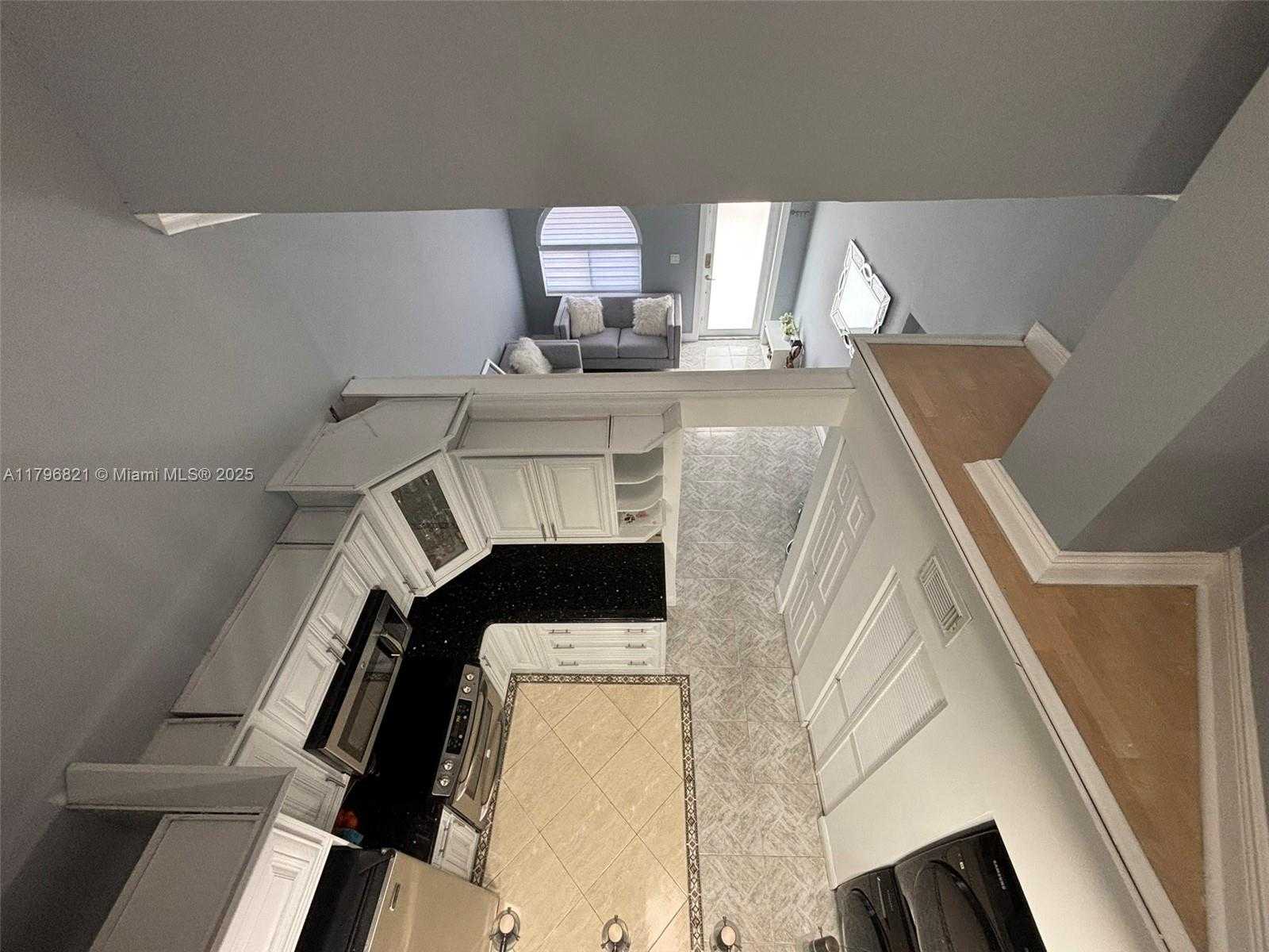 Small Image of 2765 WEST 54TH ST, Hialeah Number 12