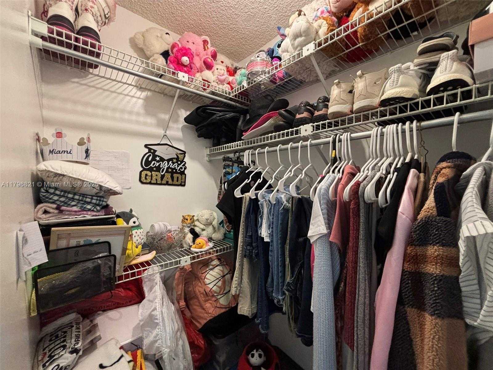 Small Image of 2765 WEST 54TH ST, Hialeah Number 26