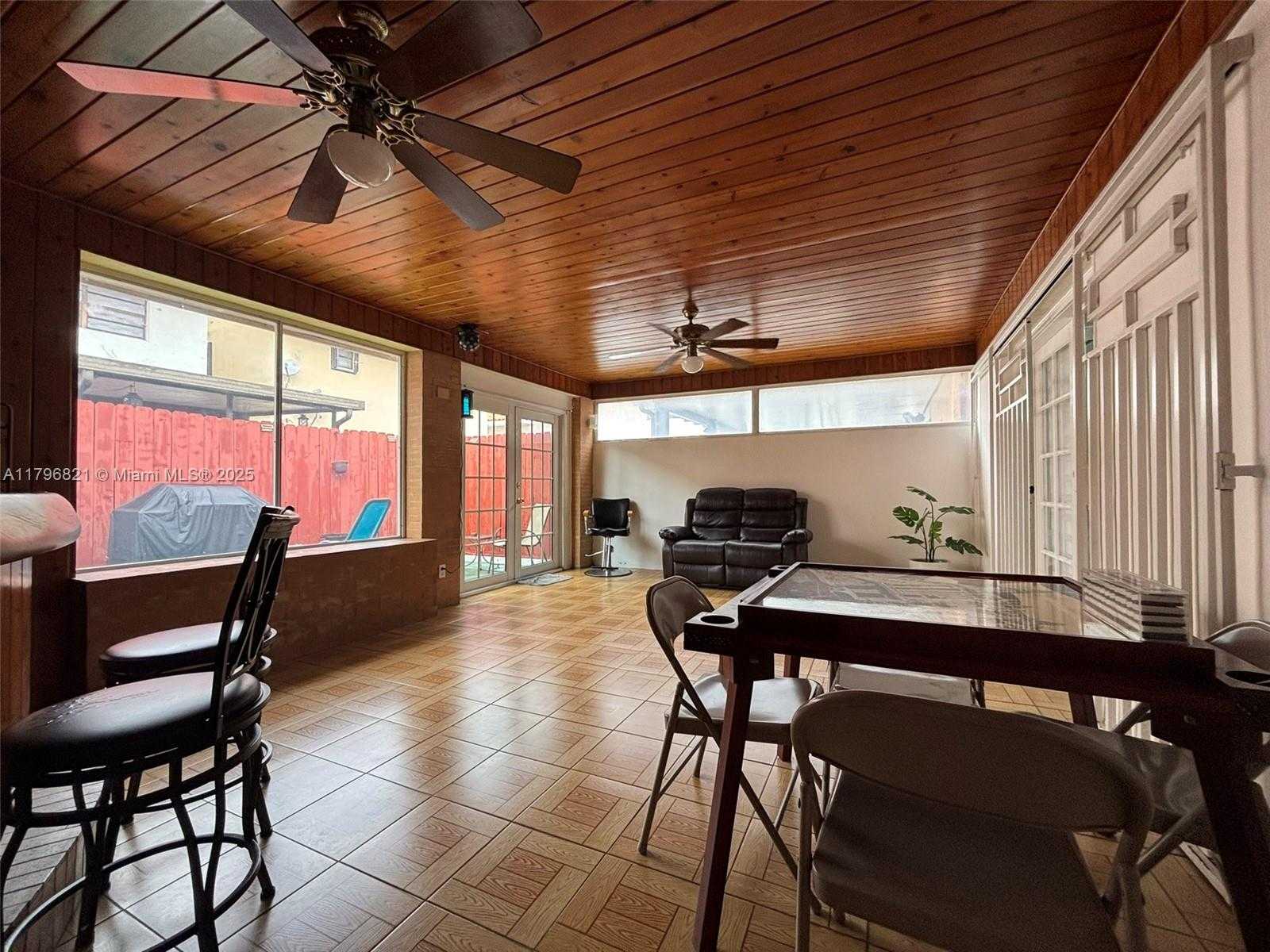 Small Image of 2765 WEST 54TH ST, Hialeah Number 28