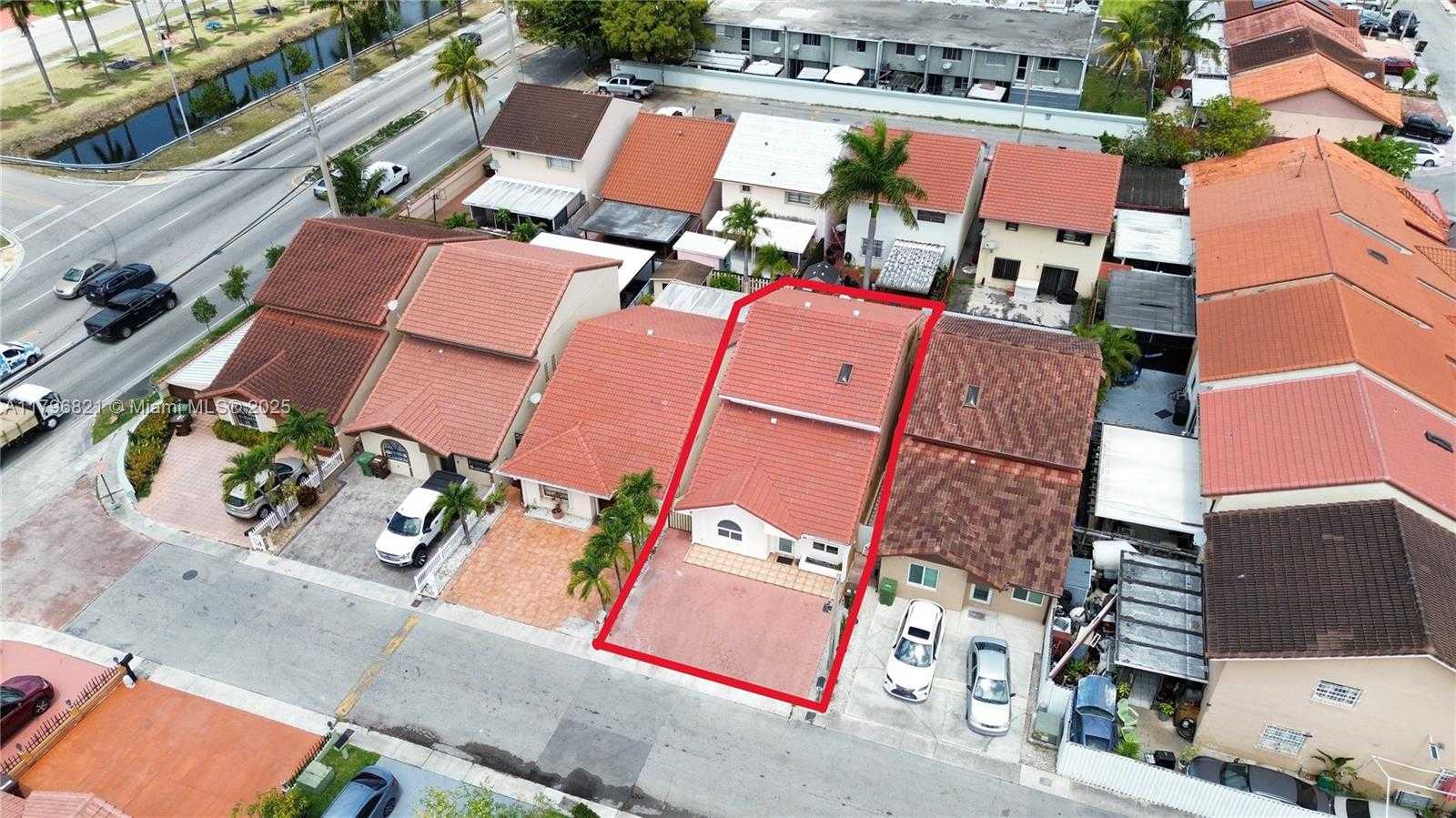 Small Image of 2765 WEST 54TH ST, Hialeah Number 5