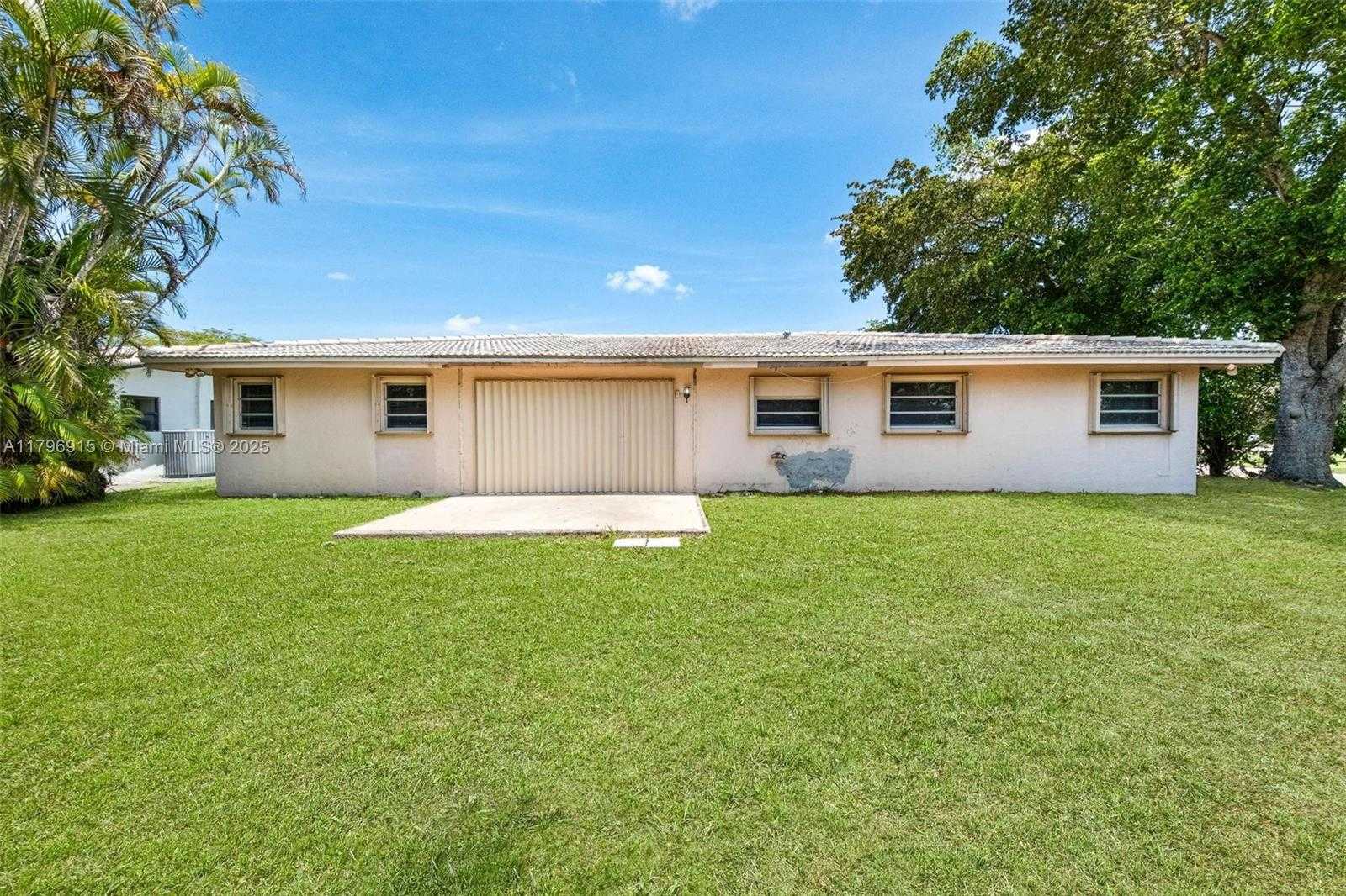 Small Image of 10840 NORTH WEST 40TH ST, Coral Springs Number 12